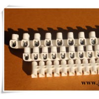 Plastic 12 Way Lighting Terminal Block From 3A to 150A