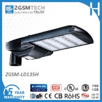 135W IP66 LED Street Lamp with Daylight Sensor