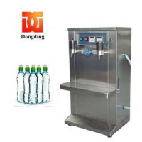 Cheap Machinery Semi Automatic Bottled Alcoholic Beverage/white Wine Filling Machine