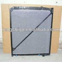 Mercedes Benz Truck Engine Spare Part Radiator 9425003303图1