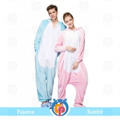 Factory Direct Sell Breathable Soft Flannel Winter Couple Pajamas for Men and Women图1