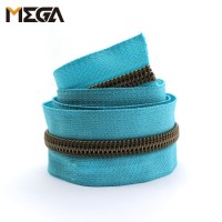 Durable Non-Metal Zipper Bronze Tooth Nylon Zipper