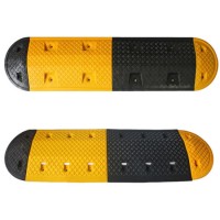 Rubber Yellow & Black Speed Bump for Road Safety