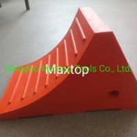 PU Wheel Chocks for Vehicle