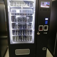 Wine Vending Machine Refrigerated Function Elevator Delivery