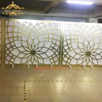 Gorgeous White Wooden Gold Acrylic Lotus Backdrop Wedding for Decoration