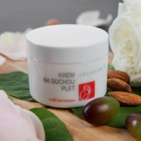 Daily Skin Care Whitening Face Cream with Bulgarian Rose