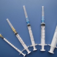 Disposable Safety Syringe with Needles