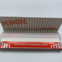 Moon Classic Red: 18.5GSM~20GSM Tobacco Papers. 3 Sizes Available and "Cut Corner"