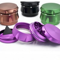 2019 4 Layers Zinc Alloy Herb Grinder with Free Hot Selling Vaporizer Herb Grinder Metal Grinder