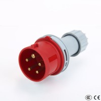 China IP67 32A 3p+N+E Cee Waterproof Industrial Plug