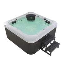 7 Person 2018 New Design Hot Selling Acrylic Outdoor SPA (M-3376)