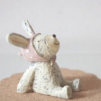 Lovely Resin Rabbit Resin Art Craft