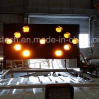 Multi Display Mode Traffic Arrow Board Sign Low Power Consumption High Brightness