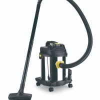 Vacuum Cleaner Used for Cleaning Dust and Water