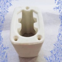 Smooth Surface Corrosion Resistance Steatite Ceramic Terminal Block