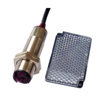 M18 NPN PNP IR Infared Reflector Type Retro Reflective Photocell Photo Electric Sensor Switch 3m 5V/