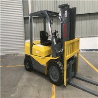 Japanese Engine 2 Ton Diesel Forklift FD20T