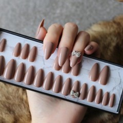 Almond false nails in box packing图1