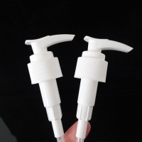 Left- Right Lotion Pump for Liquid Soap/Shampoo Bottle Spray Head