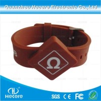 Adjustable Passive RFID Wristband Price Silicone RFID Wristband / Bracelet NFC Tag Waterproof Smart