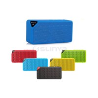 Cheap Rainbow Mini Portable Square Silicone LED Speakers Wireless Water Cube Bluetooth Speaker with