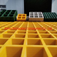 1-1/2" Deep Molded FRP Grating 1-1/2" Square Mesh Design