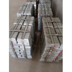 The Factory Sells Zinc Ingot at Low Price图1