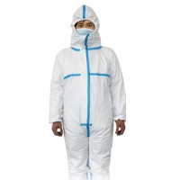 High Quality Disposable Isolation Safety Protective Clothing in Stock