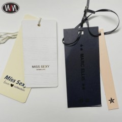 a Set of Tags with Different Contents for Garment Accessories图1