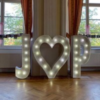 Outdoor Rust Metal Marquee Letters Sign Bulb Light Letters for Shop and Wedding Decoration